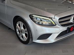 Mercedes-Benz C-Class C180 Avantgarde auto - Image 5