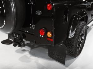 Land Rover Defender 110 TD station wagon S - Image 14