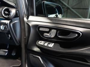 Mercedes-Benz V-Class V300d Exclusive - Image 12