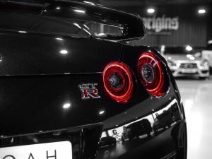 Nissan GT-R Black Edition - Image 7