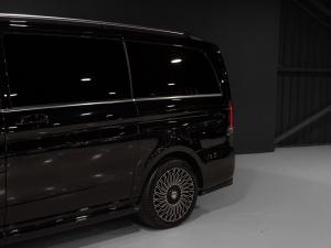 Mercedes-Benz V-Class V300d Exclusive - Image 18
