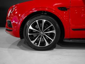 Bentley Bentayga W12 Mulliner - Image 9