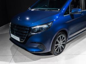 Mercedes-Benz V-Class V300d Exclusive - Image 17
