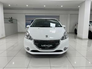 Peugeot 208 5-door 1.6 Allure auto - Image 2