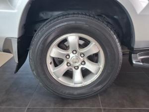 Toyota Land Cruiser Prado 4.0 VX - Image 25