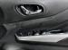 Nissan Navara 2.3D double cab SE auto - Thumbnail 15