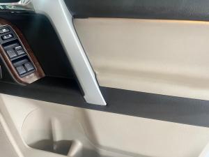 Toyota Land Cruiser Prado 3.0DT VX - Image 5