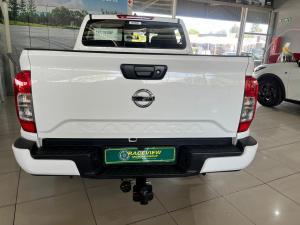 Nissan Navara 2.5DDTi double cab SE Plus auto - Image 3