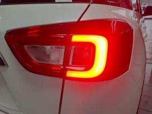 Suzuki Vitara Brezza 1.5 GLX - Image 11