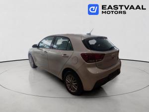 Kia Rio hatch 1.2 LS - Image 5