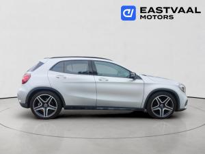 Mercedes-Benz GLA GLA200 auto - Image 8