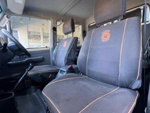 Toyota Land Cruiser 79 4.0 V6 double cab - Image 8