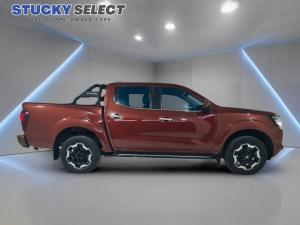 Nissan Navara 2.5DDTi double cab LE Plus 4x4 - Image 6
