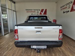 Toyota Hilux 4.0 V6 double cab Raider Dakar edition - Image 5