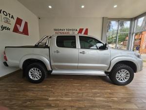 Toyota Hilux 4.0 V6 double cab Raider Dakar edition - Image 3