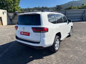 Toyota Land Cruiser 300 3.3D GX-R - Image 2