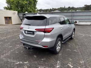 Toyota Fortuner 2.8GD-6 4x4 VX - Image 2