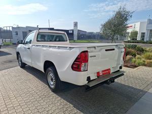 Toyota Hilux 2.0 single cab S - Image 16