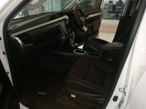 Toyota Hilux 2.8GD-6 48V double cab Raider - Image 7
