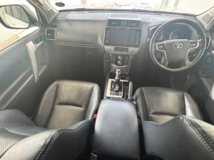 Toyota Land Cruiser Prado 2.8GD VX-L - Image 6
