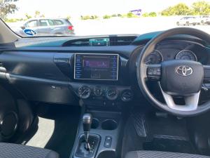 Toyota Hilux 2.4GD-6 double cab 4x4 SRX auto - Image 6