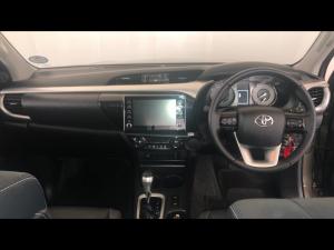 Toyota Hilux 2.8GD-6 double cab Raider auto - Image 6