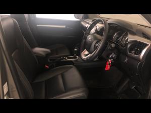 Toyota Hilux 2.8GD-6 double cab Raider auto - Image 10