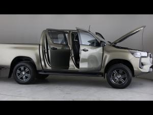 Toyota Hilux 2.8GD-6 double cab Raider auto - Image 30
