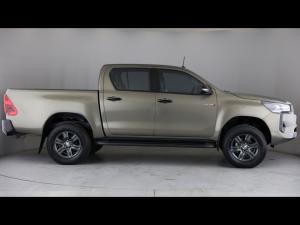 Toyota Hilux 2.8GD-6 double cab Raider auto - Image 3