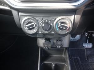 Toyota Vitz 1.0 XR auto - Image 14