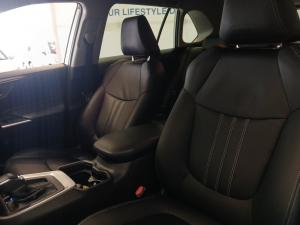 Toyota RAV4 2.0 GX auto - Image 20