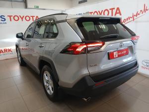 Toyota RAV4 2.0 GX auto - Image 23