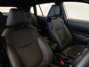 Toyota Corolla Cross 1.8 Hybrid XS - Image 17