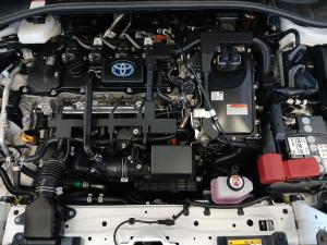 Toyota Corolla Cross 1.8 Hybrid XS - Image 21