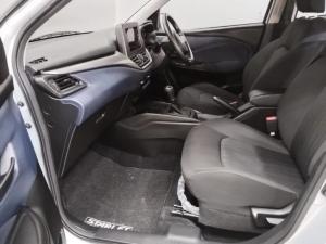 Toyota Starlet 1.5 XR automatic - Image 7