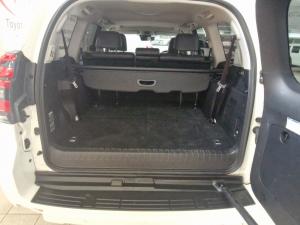 Toyota Prado VX-L 2.8GD automatic - Image 16