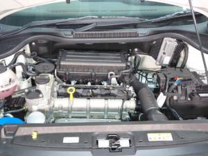 Volkswagen Polo Vivo 1.6 Style - Image 17