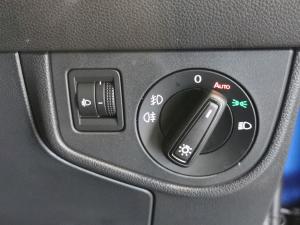 Volkswagen Polo hatch 1.0TSI Life auto - Image 22