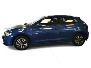 Volkswagen Polo hatch 1.0TSI Life auto - Image 4