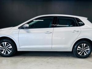 Volkswagen Polo hatch 1.0TSI Life auto - Image 4