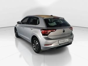 Volkswagen Polo hatch 1.0TSI Life auto - Image 5