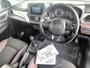 Toyota Starlet Cross 1.5 XS manual - Image 7