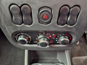 Nissan NP200 1.6i safety pack (aircon) - Image 11