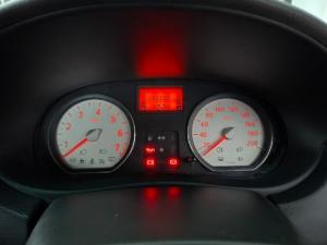 Nissan NP200 1.6i safety pack (aircon) - Image 13