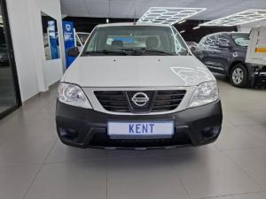 Nissan NP200 1.6i safety pack (aircon) - Image 2