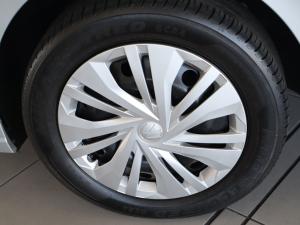 Volkswagen Polo sedan 1.6 manual - Image 14