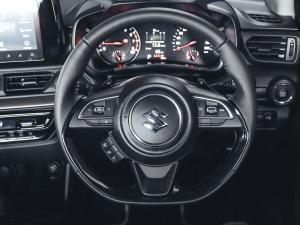 Suzuki Swift 1.2 GLX auto - Image 31