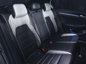 Volkswagen Golf 1.4TSI R-Line - Image 16