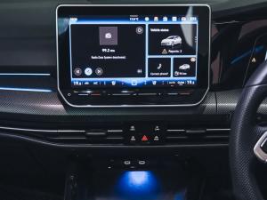 Volkswagen Golf 1.4TSI R-Line - Image 17