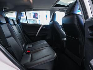 Toyota RAV4 2.5 AWD VX - Image 5